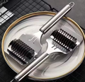 2pcs Noodles Cutter Spoon tainless Steel Noodle Maker Roller Docker Dough Cutter Tool Kitchen Helper DIY Dough Cutting Tool0.2