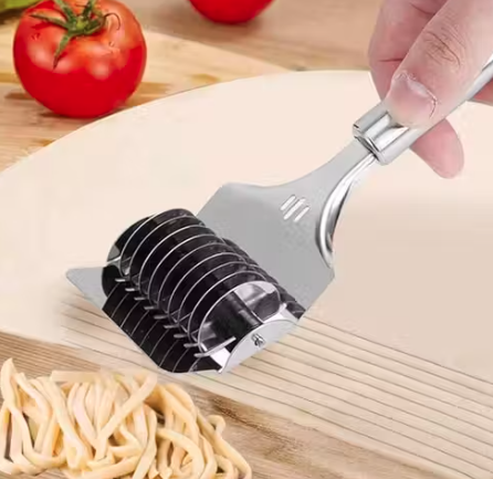 2pcs Noodles Cutter Spoon tainless Steel Noodle Maker Roller Docker Dough Cutter Tool Kitchen Helper DIY Dough Cutting Tool0.2